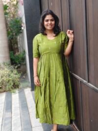IMG_20260607_070219.jpg ARURA Raw Silk Maternity Maxi (Light Green)