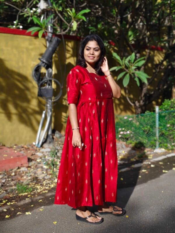 ARURA Raw Silk Maternity Maxi (Maroon)