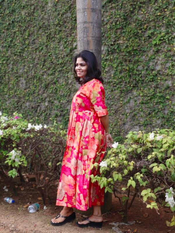 IMG_20260607_064109.jpg ARURA Berlin Silk Maternity Maxi (Pink Floral)